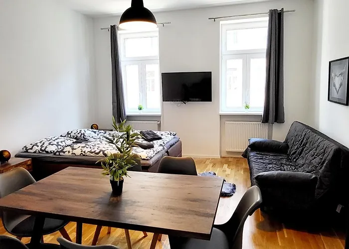 Sunny Apartment With 1 Balcony